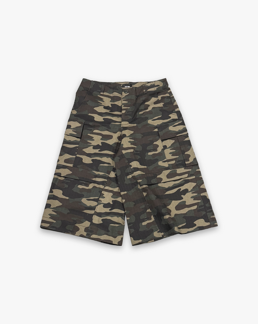 RAW CAMO CARGO JORTS