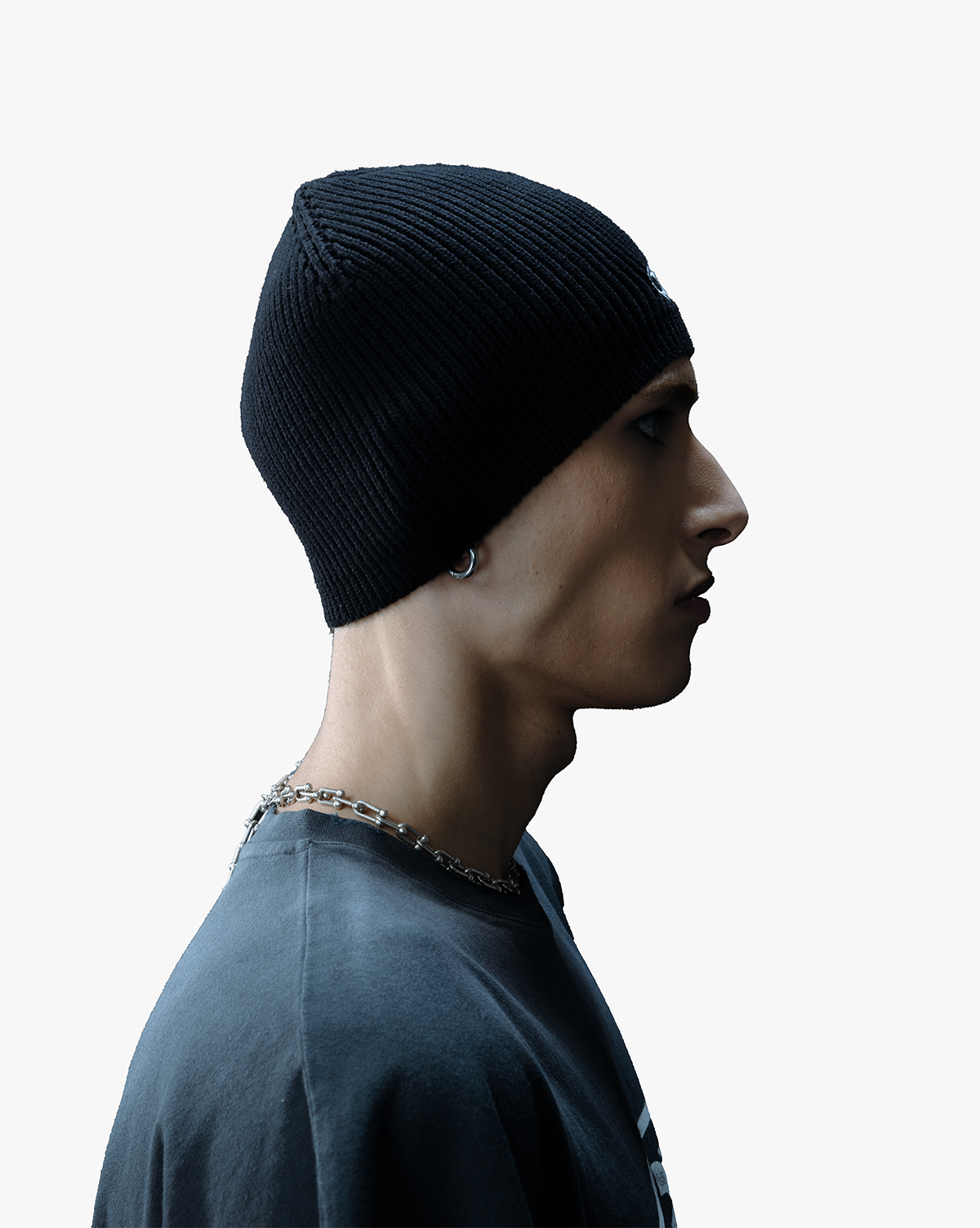 RAW BEANIE - ESSENTIAL