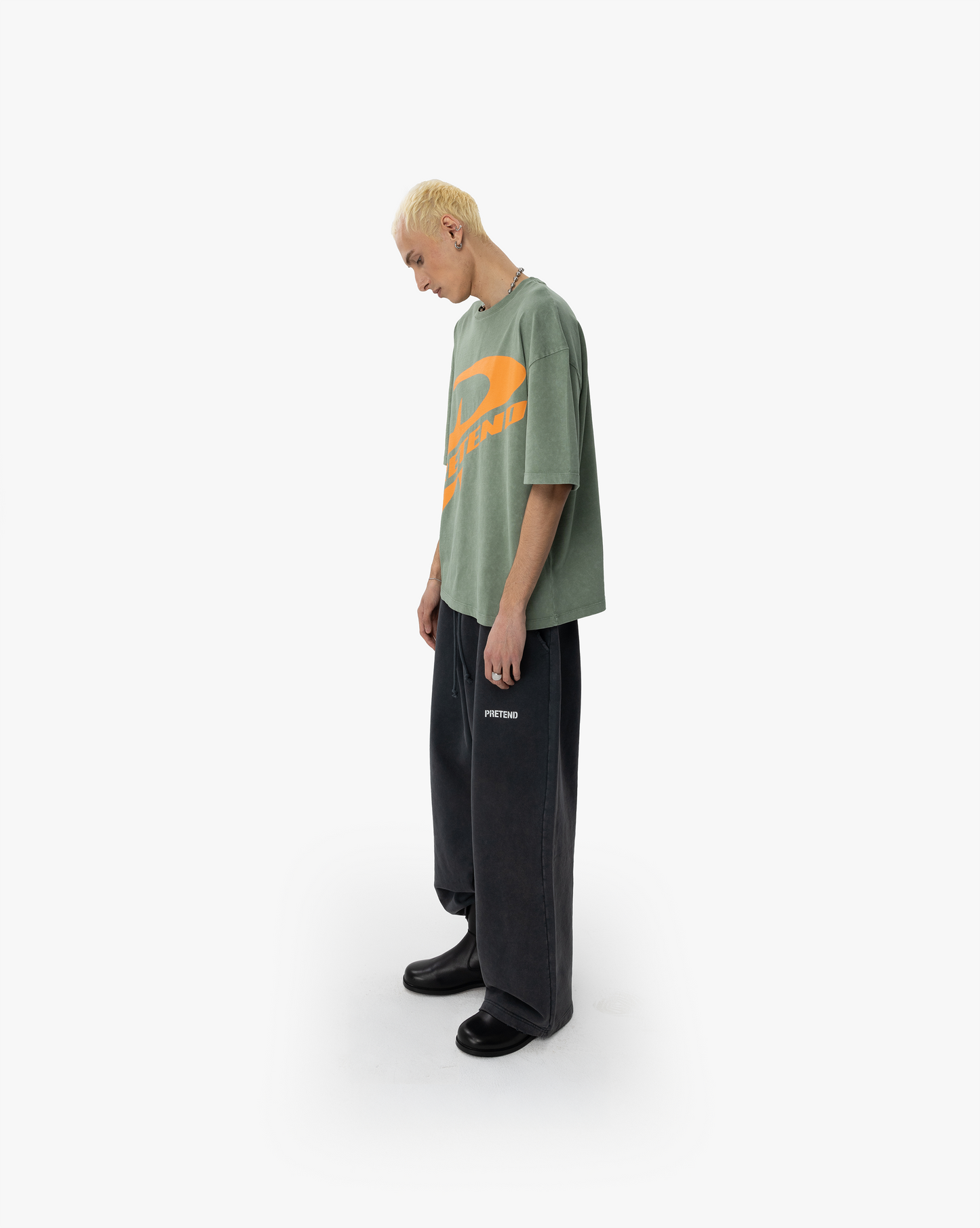 P-STAR TEE - STAINED GREEN