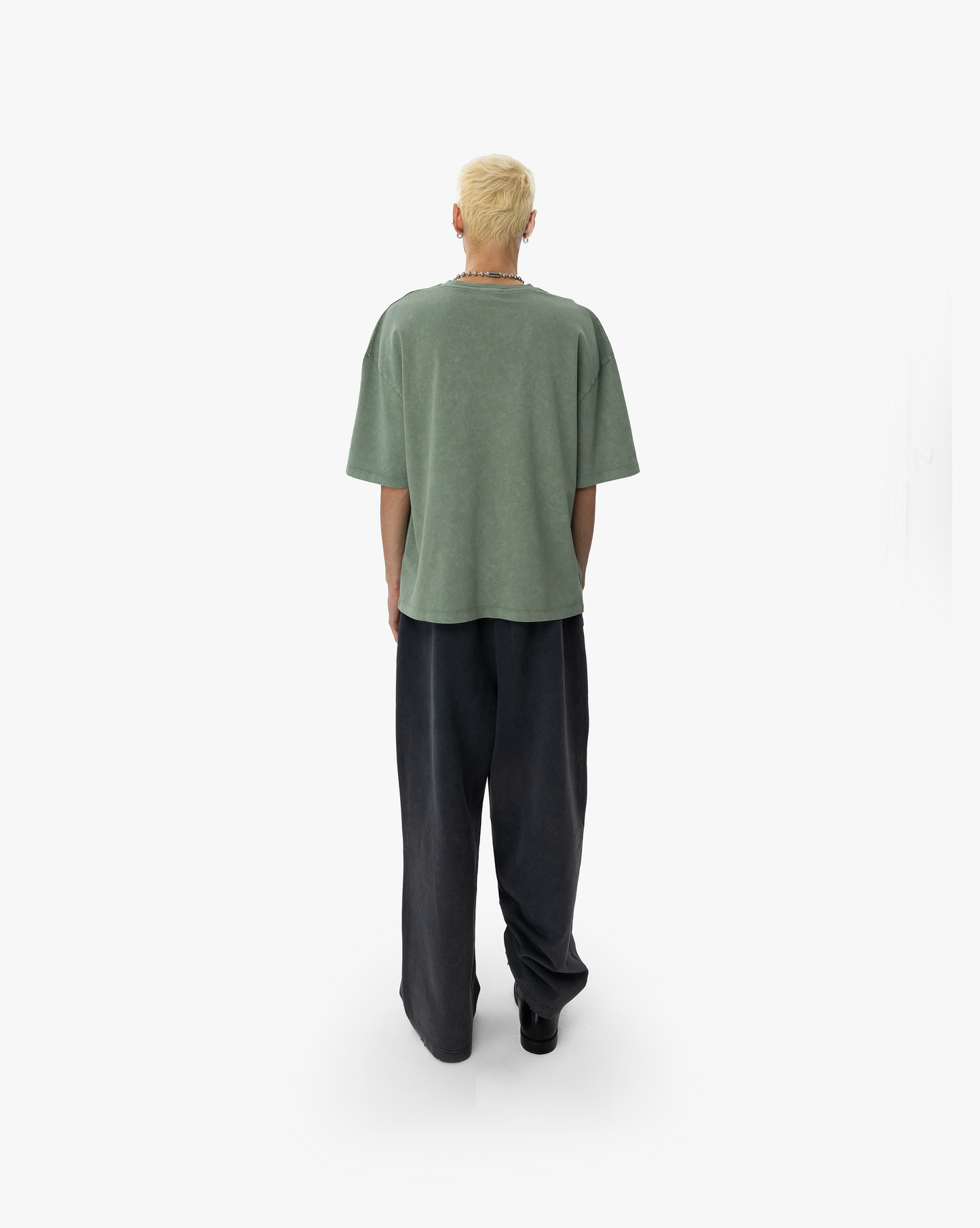 P-STAR TEE - STAINED GREEN