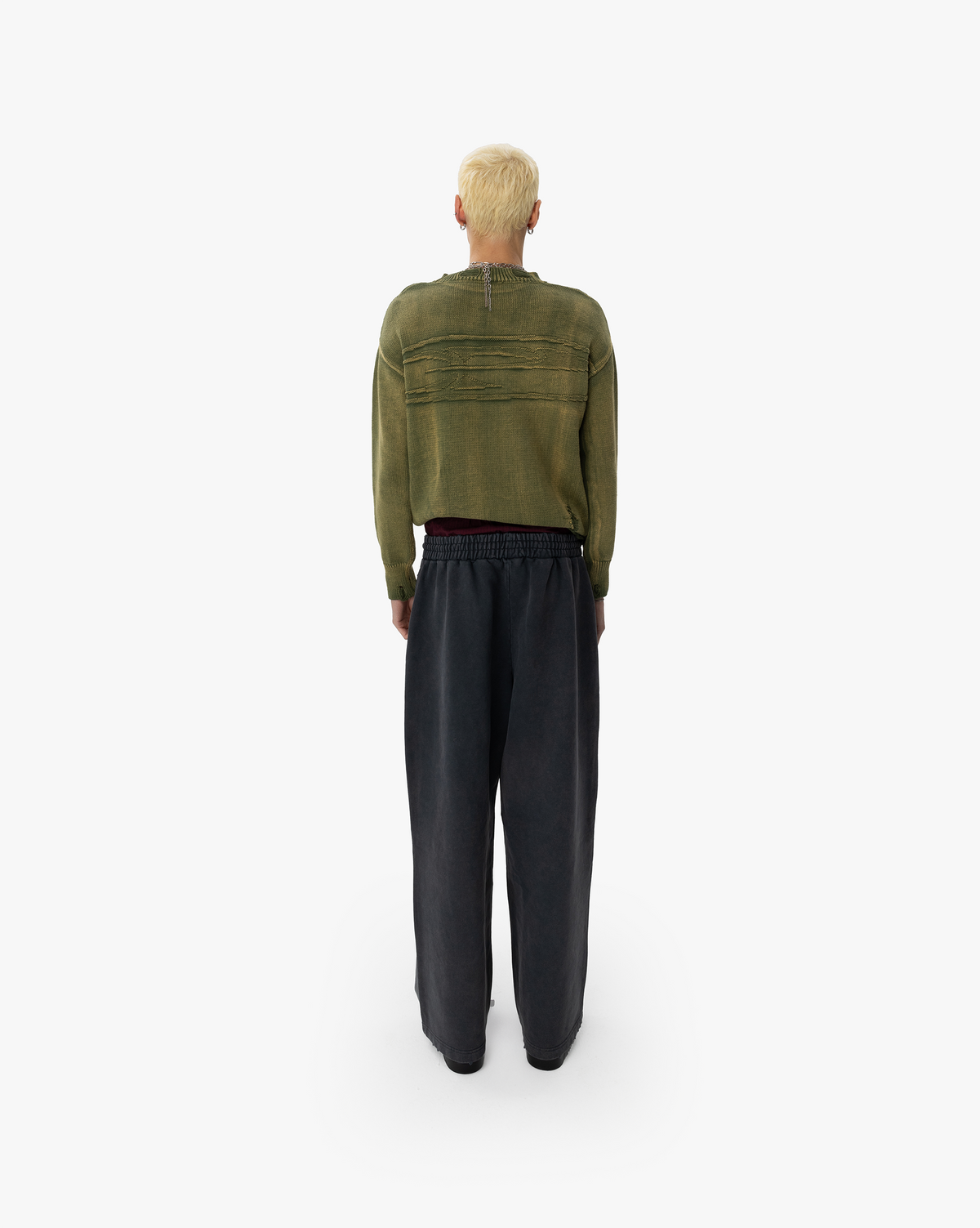 DISTRESSED-P KNITWEAR